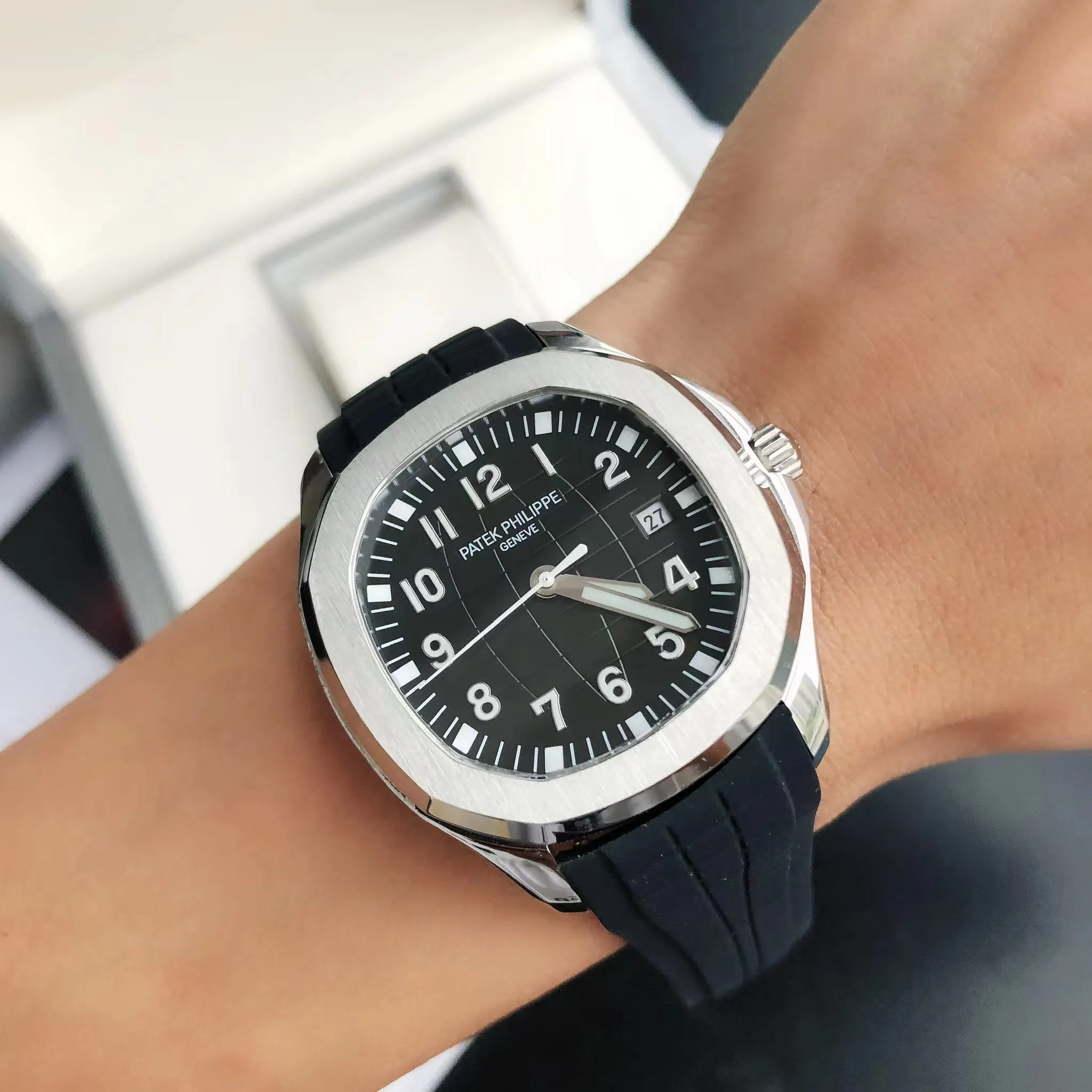 【High-end replica】💰1240! Patek Philippe's popular "Grenade" men's watch, new feedback is coming. Upgrade 1️⃣: Replace with super scratch-resistant sapphire glass mirror. Upgrade 2️⃣: Add original synchronized silicone bracelet with original buckle. Upgrade 3️⃣: Add new steel ring (316L steel) [Movement] Paired with imported fully automatic Citizen 8215 high-end movement, stable and cost-effective advantage, 0️⃣repair concerns, corrected original synchronized pendulum [Case] The CNC process of the 316L stainless steel case restores the original shell shape and curvature one to one, and pursues the original 0️⃣ gap to the extreme. [Bracelet] Adopts an imported rubber strap, a customized ergonomic bracelet, and an original buckle. [Dial] Adhering to the exquisiteness of the big manufacturers, we strictly pursue the gap between the text lines, the thickness of the scale, and the luminous color, and strive to synchronize the 0️⃣ gap with the original.